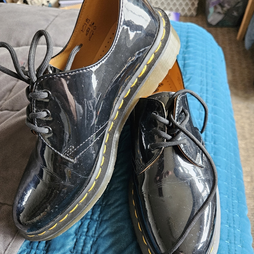 DR MARTENS 1461 WOMEN'S PATENT LEATHER OXFORD SHOES BLACK, SIZE 41 (US 9)